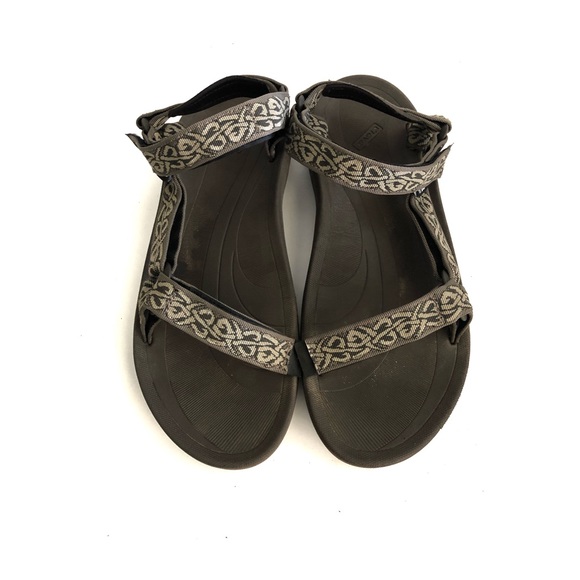 teva athletic sandals